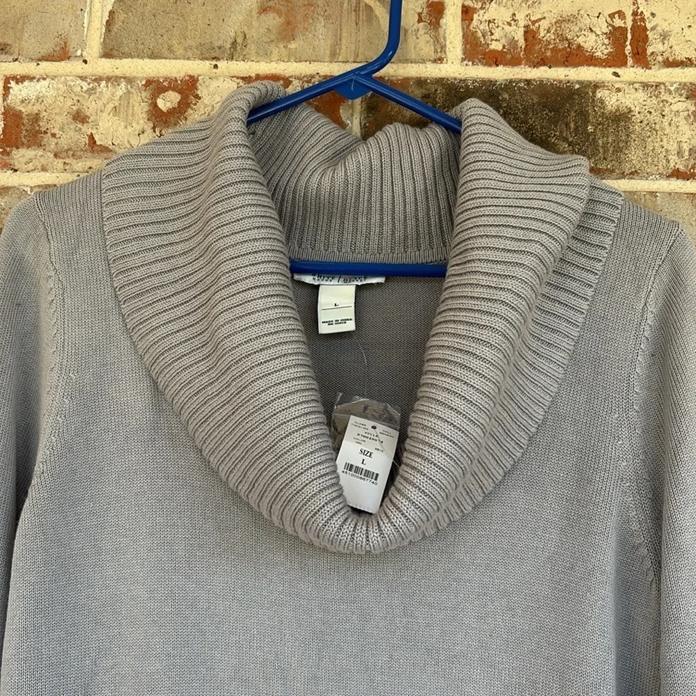 White‎ House Black Market Light Gray Cowl Neck Sweater